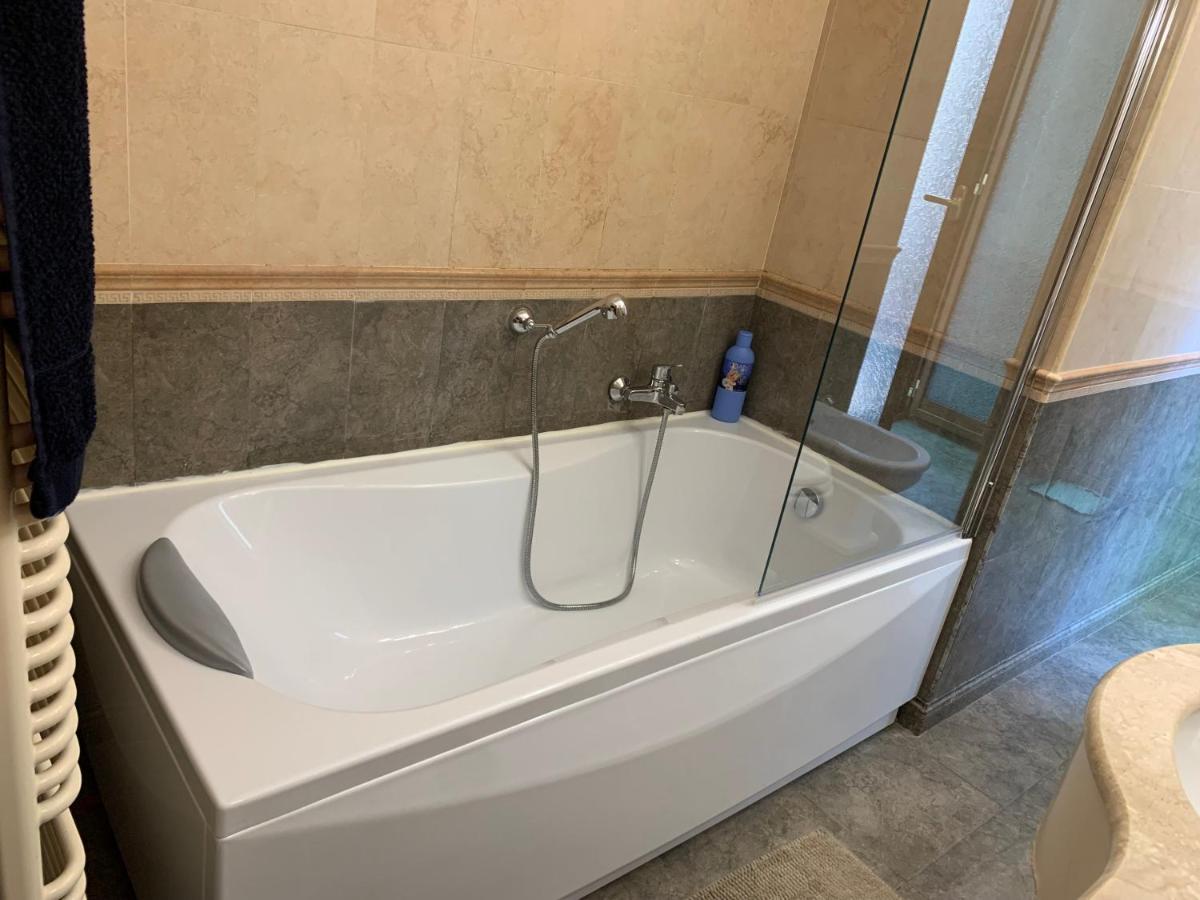 Apartamento Casa Luxury Centro Di Anzio Exterior foto